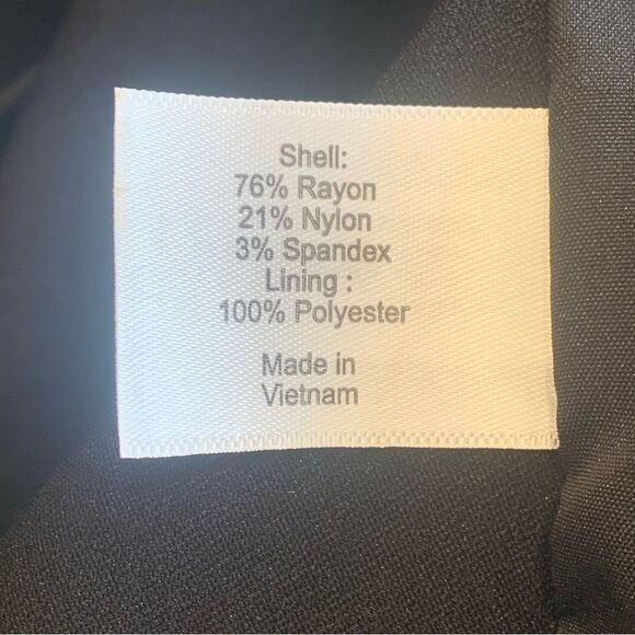 Lane Bryant The Bryant Blazer Black with Gold Buttons Size 26 - Picture 6 of 9